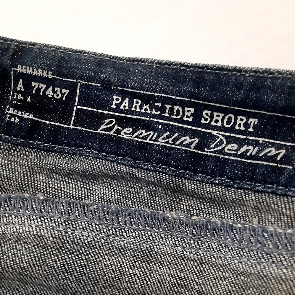 DESIGN LAB Embroidered Shorts NWT - Picture 13 of 16